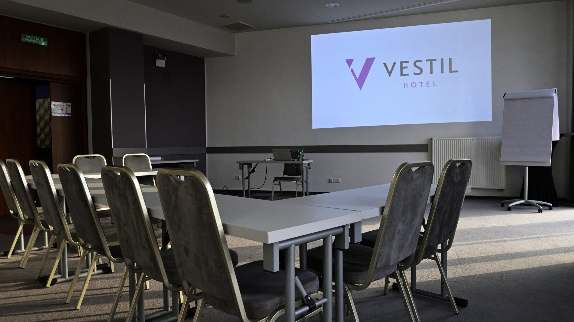 Vestil Hotel Piotrków Trybunalski Extérieur photo