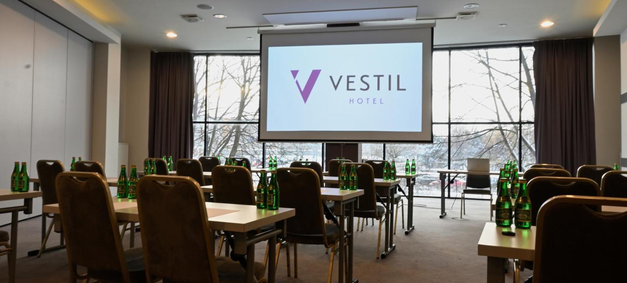 Vestil Hotel Piotrków Trybunalski Extérieur photo